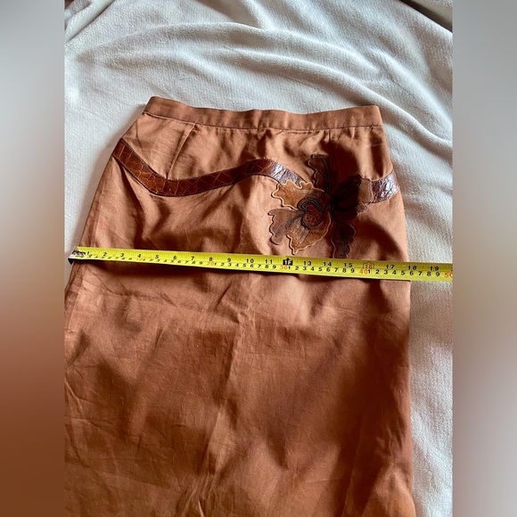 GUCCI vintage pencil skirt size 44 - Picture 8 of 9